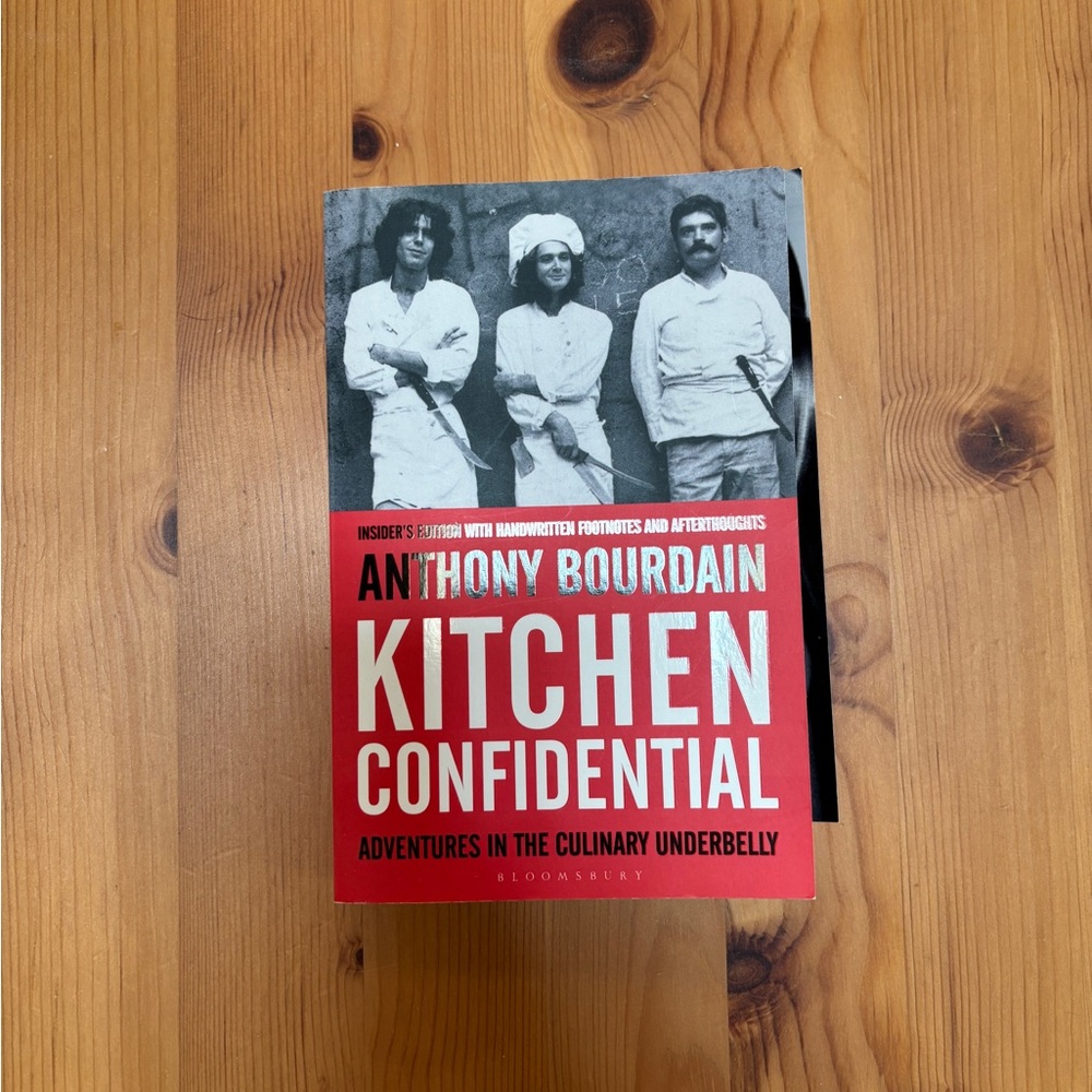 📕 Kitchen Confidential - Anthony Bourdain